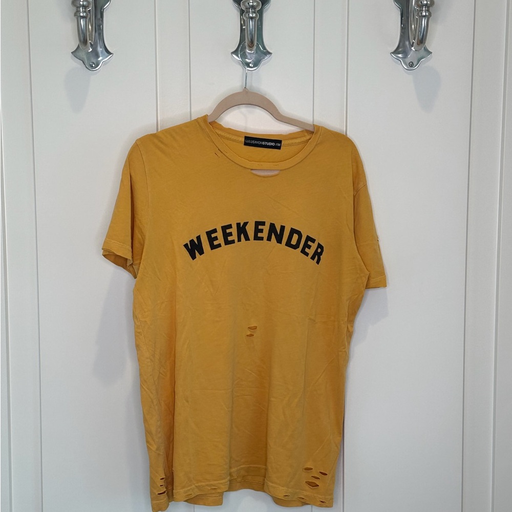 LULU SIMON STUDIO "Weekender" Distressed Graphic T-Shirt Women's Size M